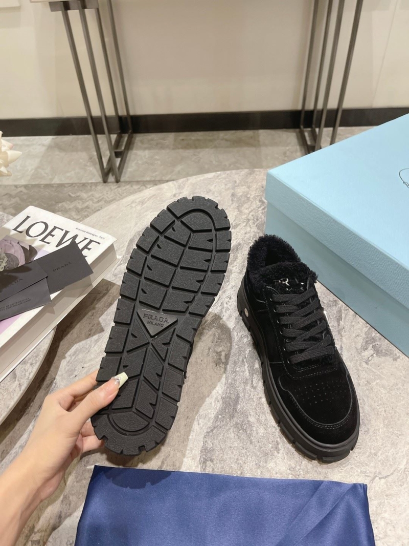 Pra*a sneakers